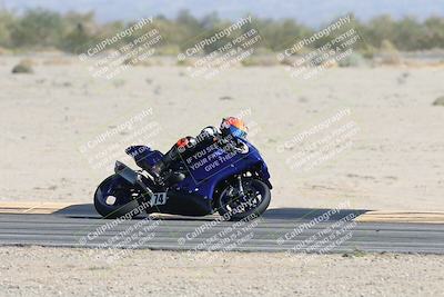 media/Nov-01-2025-CVMA (Sat) [[fc0f7531b8]]/Race 1-Formula Middleweight/